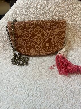 T-Shirt & Jeans Boho Print Crossbody Wallet Purse w Beaded Chain & Tassel